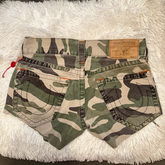 True Religion Pants - True Religion Camouflage Camo Green & Tan Jean Shorts